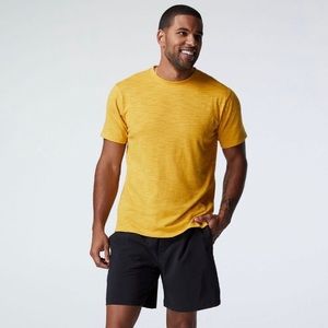 The Front Row Tee | Fabletics | XS